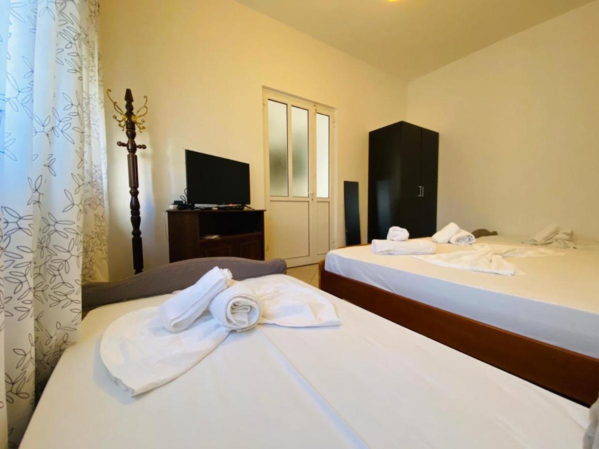 Sarandë Hercules House酒店 外观 照片