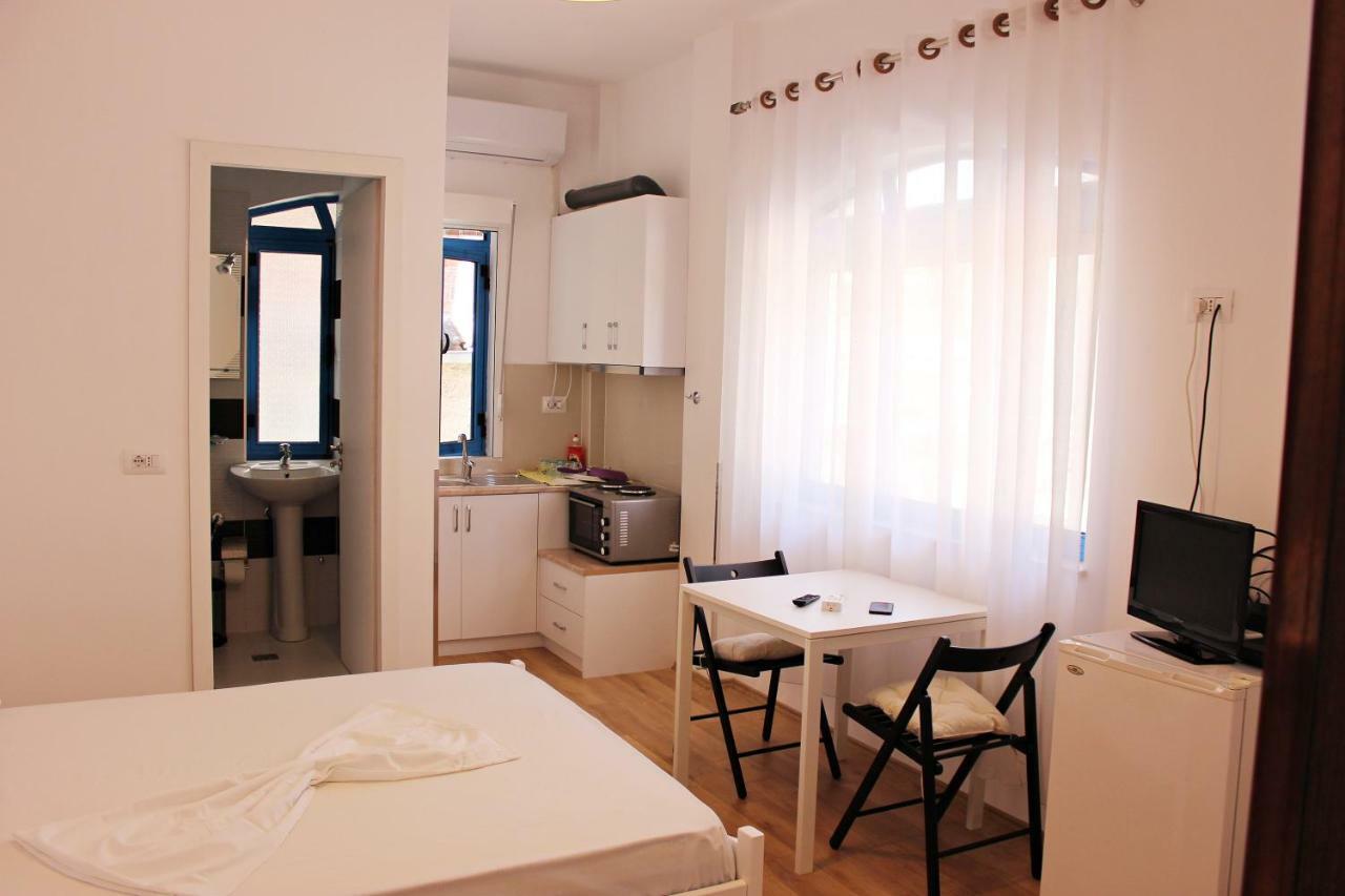 Sarandë Hercules House酒店 外观 照片